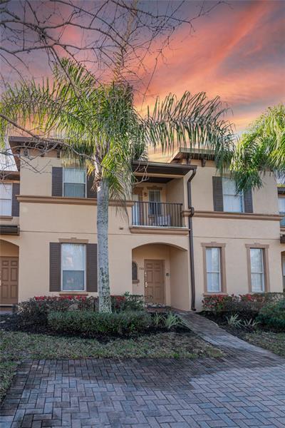 733 Calabria Ave, Davenport, FL 33897